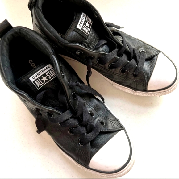 Converse Shoes - Converse All Star Chuck Taylor Mid Top Sneakers Women's 6.5 or Boy's 5